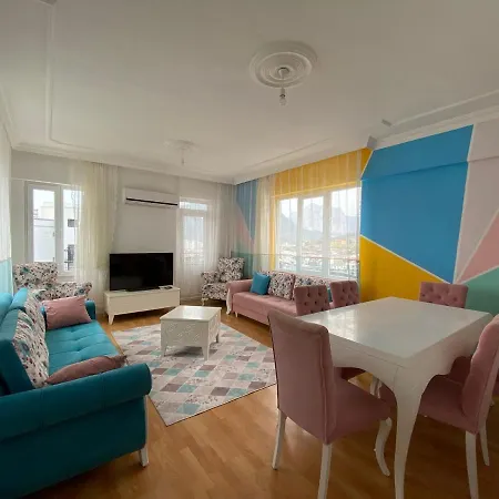 Konyaalti 3+1 Daire Apartment